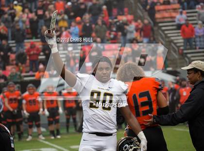 Thumbnail 1 in North Davidson vs. Shelby (NCHSAA 2AA Championship) photogallery.