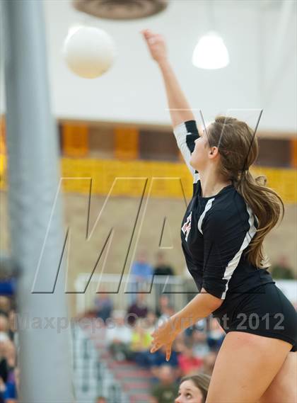 Thumbnail 3 in Canyon Crest Academy vs La Costa Canyon (CIF SDS D2 Final) photogallery.