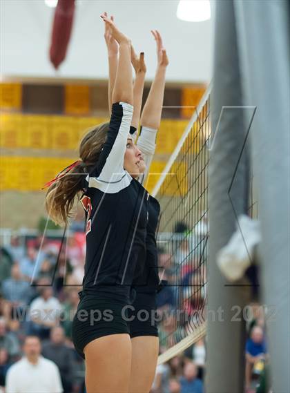 Thumbnail 2 in Canyon Crest Academy vs La Costa Canyon (CIF SDS D2 Final) photogallery.