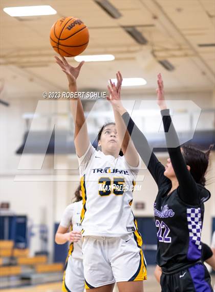 Thumbnail 1 in Franklin vs Oak Ridge (Trojan Toss Up) photogallery.