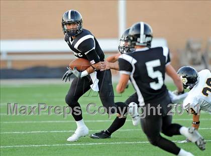 Thumbnail 2 in Chico vs. Howe photogallery.