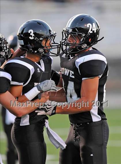 Thumbnail 1 in Chico vs. Howe photogallery.