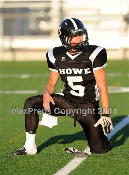 Thumbnail 2 in Chico vs. Howe photogallery.