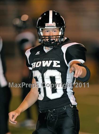 Thumbnail 1 in Chico vs. Howe photogallery.