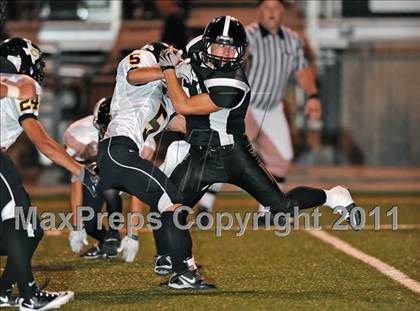 Thumbnail 2 in Chico vs. Howe photogallery.
