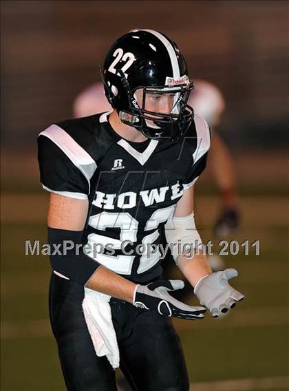 Thumbnail 1 in Chico vs. Howe photogallery.