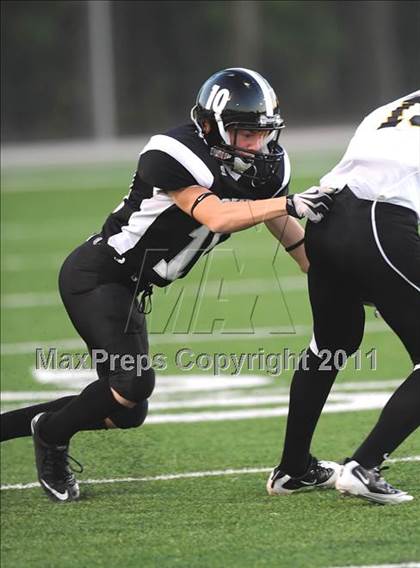 Thumbnail 1 in Chico vs. Howe photogallery.