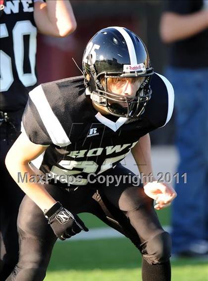 Thumbnail 2 in Chico vs. Howe photogallery.