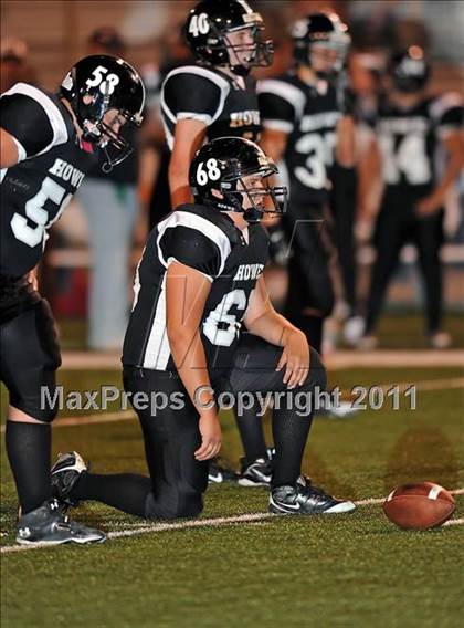 Thumbnail 1 in Chico vs. Howe photogallery.