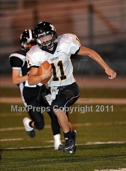 Thumbnail 1 in Chico vs. Howe photogallery.