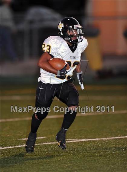 Thumbnail 1 in Chico vs. Howe photogallery.