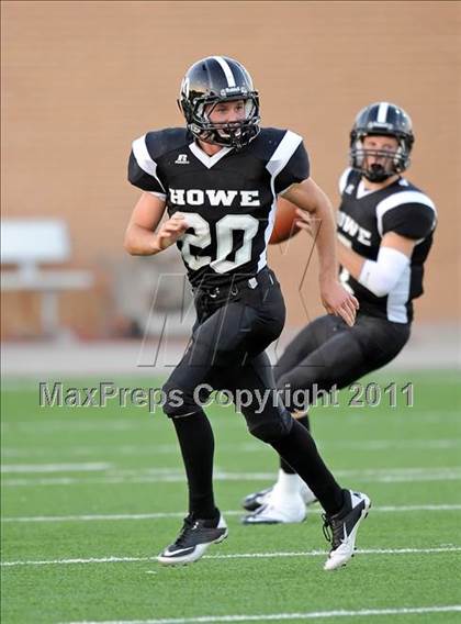 Thumbnail 2 in Chico vs. Howe photogallery.