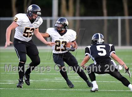 Thumbnail 2 in Chico vs. Howe photogallery.