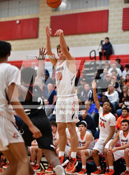Thumbnail 1 in Brandeis vs. Bowie (UIL Class 6A Area Playoff) photogallery.