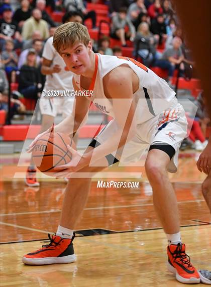 Thumbnail 3 in Brandeis vs. Bowie (UIL Class 6A Area Playoff) photogallery.