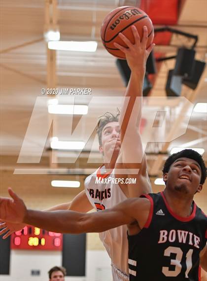 Thumbnail 3 in Brandeis vs. Bowie (UIL Class 6A Area Playoff) photogallery.