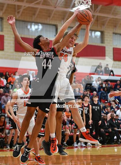 Thumbnail 3 in Brandeis vs. Bowie (UIL Class 6A Area Playoff) photogallery.