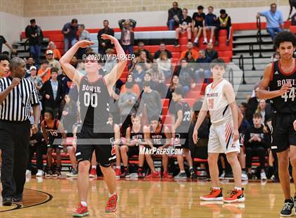 Thumbnail 2 in Brandeis vs. Bowie (UIL Class 6A Area Playoff) photogallery.