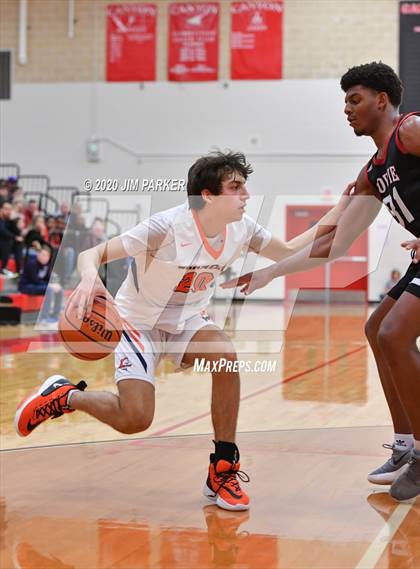 Thumbnail 2 in Brandeis vs. Bowie (UIL Class 6A Area Playoff) photogallery.