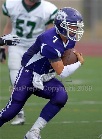Thumbnail 2 in Franklin vs. Sacred Heart Cathedral (Battle at the Capital) photogallery.
