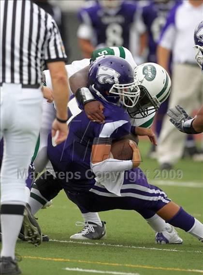 Thumbnail 2 in Franklin vs. Sacred Heart Cathedral (Battle at the Capital) photogallery.