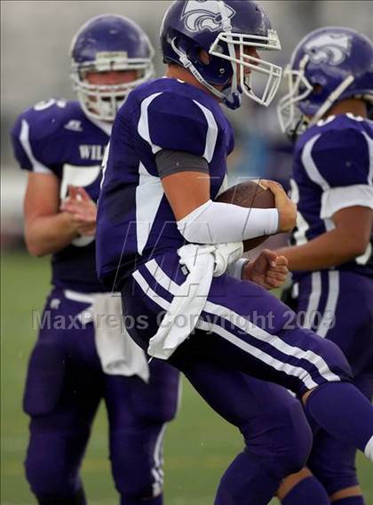 Thumbnail 2 in Franklin vs. Sacred Heart Cathedral (Battle at the Capital) photogallery.