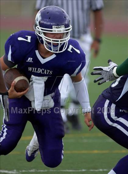 Thumbnail 1 in Franklin vs. Sacred Heart Cathedral (Battle at the Capital) photogallery.