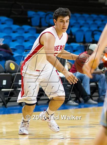 Thumbnail 2 in Patterson vs. Bellarmine College Prep photogallery.
