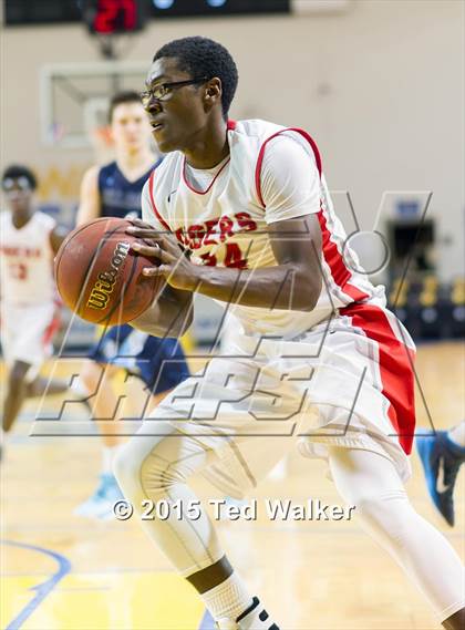 Thumbnail 2 in Patterson vs. Bellarmine College Prep photogallery.