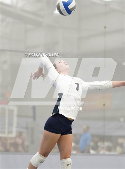 Thumbnail 1 in Trenton vs. Sterling Heights Stevenson (Beast of the East) photogallery.