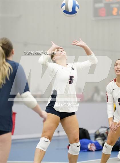 Thumbnail 3 in Trenton vs. Sterling Heights Stevenson (Beast of the East) photogallery.