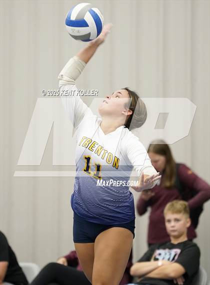 Thumbnail 1 in Trenton vs. Sterling Heights Stevenson (Beast of the East) photogallery.