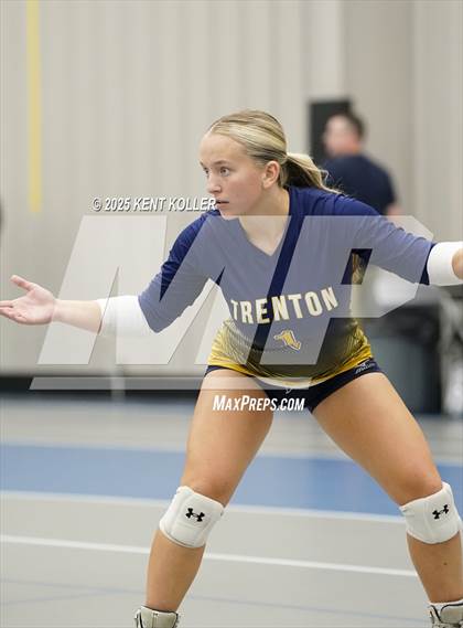 Thumbnail 3 in Trenton vs. Sterling Heights Stevenson (Beast of the East) photogallery.