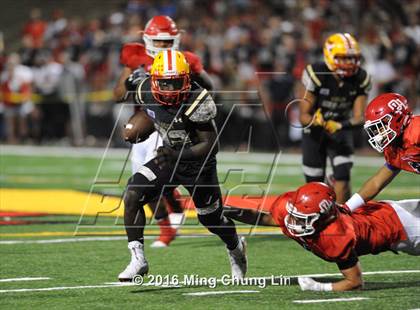 Thumbnail 3 in Mission Viejo vs. Oak Hills (Honor Bowl) photogallery.