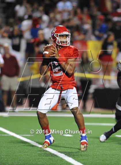 Thumbnail 2 in Mission Viejo vs. Oak Hills (Honor Bowl) photogallery.