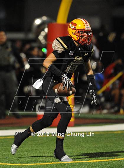 Thumbnail 2 in Mission Viejo vs. Oak Hills (Honor Bowl) photogallery.