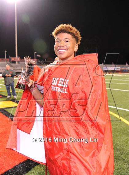 Thumbnail 3 in Mission Viejo vs. Oak Hills (Honor Bowl) photogallery.