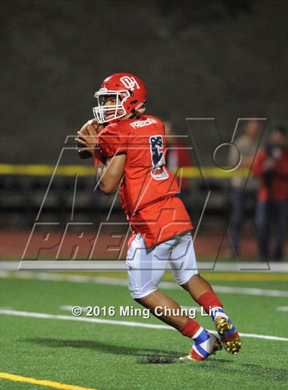 Thumbnail 1 in Mission Viejo vs. Oak Hills (Honor Bowl) photogallery.