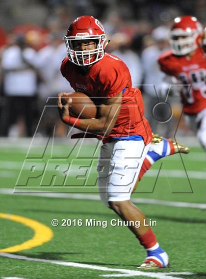 Thumbnail 2 in Mission Viejo vs. Oak Hills (Honor Bowl) photogallery.