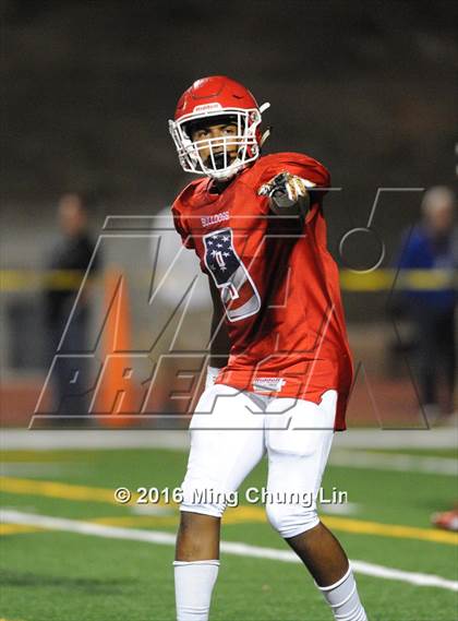 Thumbnail 1 in Mission Viejo vs. Oak Hills (Honor Bowl) photogallery.