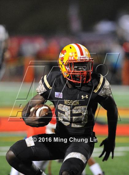 Thumbnail 1 in Mission Viejo vs. Oak Hills (Honor Bowl) photogallery.