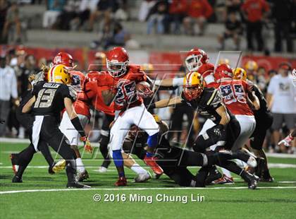 Thumbnail 2 in Mission Viejo vs. Oak Hills (Honor Bowl) photogallery.