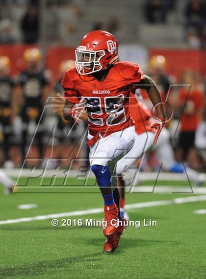 Thumbnail 1 in Mission Viejo vs. Oak Hills (Honor Bowl) photogallery.