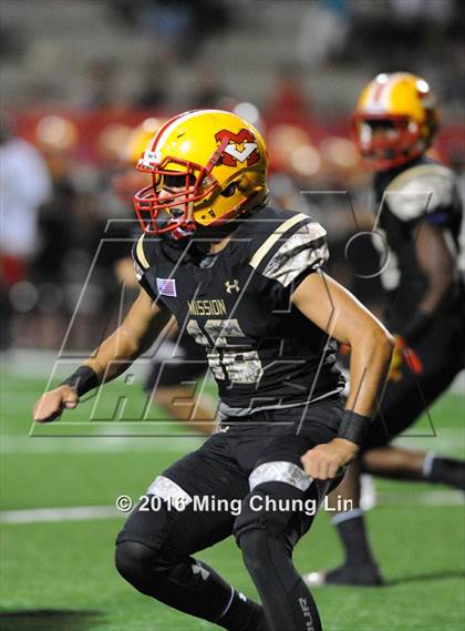 Thumbnail 2 in Mission Viejo vs. Oak Hills (Honor Bowl) photogallery.