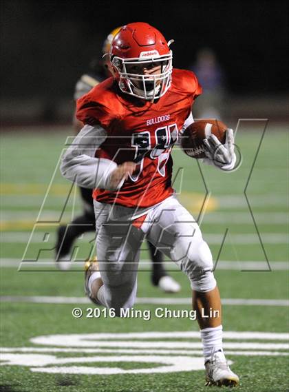 Thumbnail 1 in Mission Viejo vs. Oak Hills (Honor Bowl) photogallery.