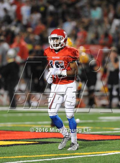 Thumbnail 2 in Mission Viejo vs. Oak Hills (Honor Bowl) photogallery.
