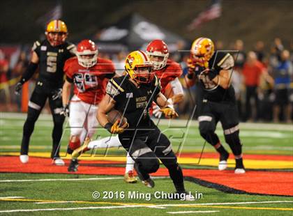 Thumbnail 3 in Mission Viejo vs. Oak Hills (Honor Bowl) photogallery.