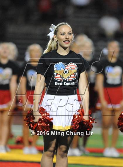 Thumbnail 3 in Mission Viejo vs. Oak Hills (Honor Bowl) photogallery.