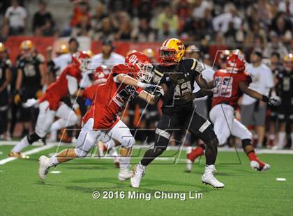 Thumbnail 2 in Mission Viejo vs. Oak Hills (Honor Bowl) photogallery.