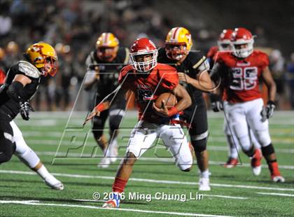 Thumbnail 1 in Mission Viejo vs. Oak Hills (Honor Bowl) photogallery.